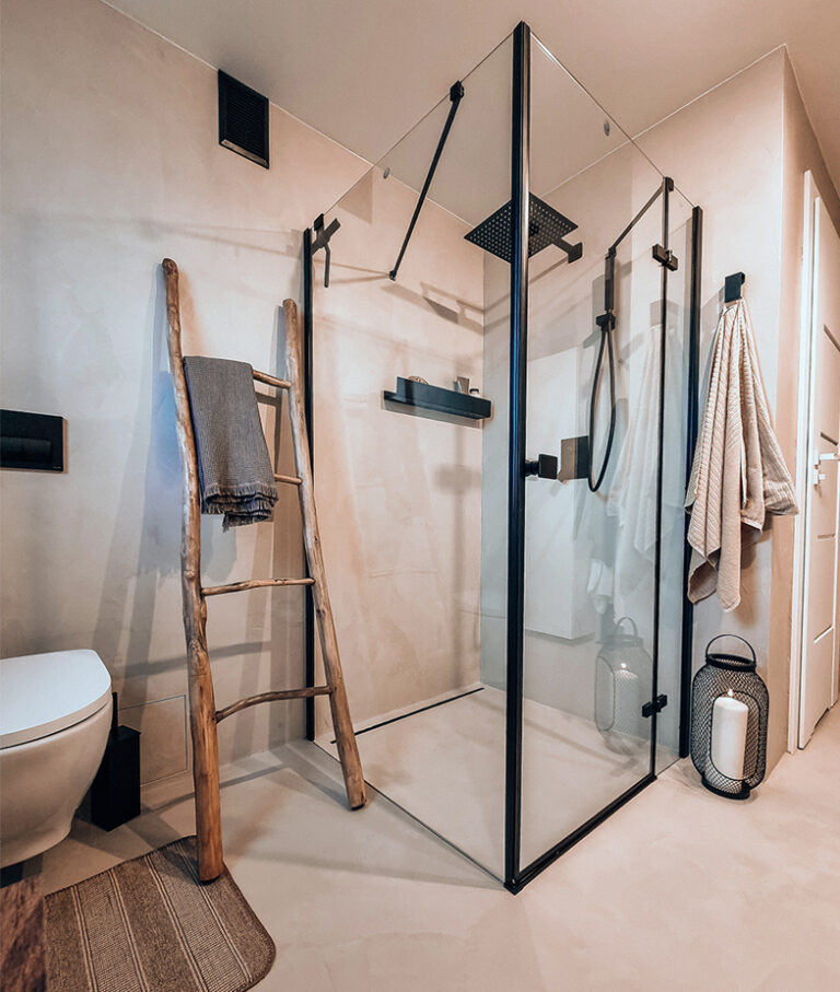 Die Vorteile von wasserfestem Mikrozement in der Dusche